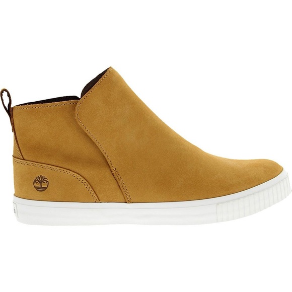 Timberland Shoes - Timberland Skyla Bay Pull On Womens Chelsea Boots. Size 8